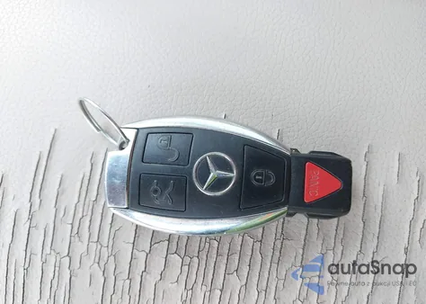 2015 Mercedes-Benz S 550 from USA, damaged, VIN WDDUG8CB6FA111699